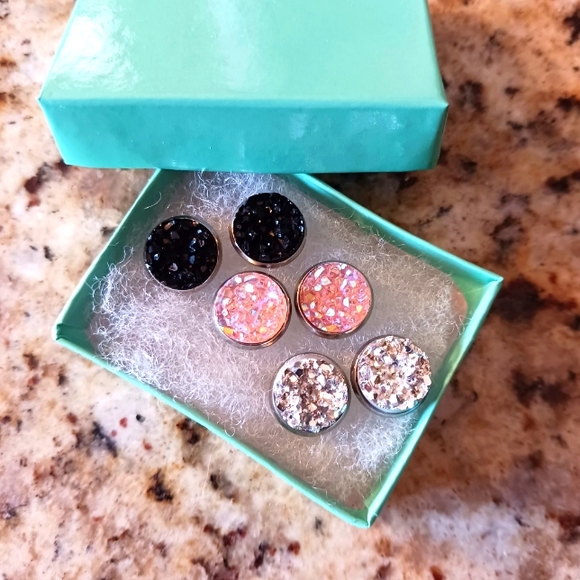 🩷💙 Like to be notified when I'm LIVE 🩷💙 - Picture 10 of 15